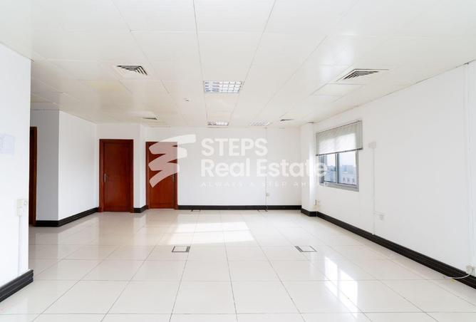 1015763 - Property Image 2