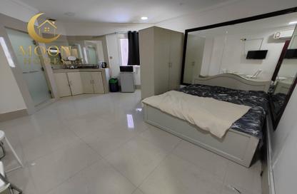 Apartment - Studio - 1 Bathroom for rent in Umm Ghuwalina - Umm Ghuwailina - Doha
