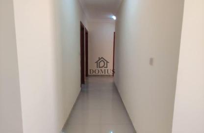 Apartment - 4 Bedrooms - 3 Bathrooms for rent in Anas Street - Fereej Bin Mahmoud North - Fereej Bin Mahmoud - Doha