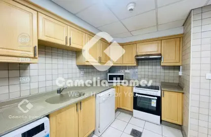 شقة - 2 غرف نوم - 3 حمامات للايجار في الخليج الجنوبي - الخليج الغربي - الدوحة