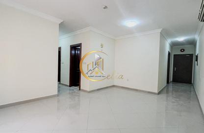 Apartment - 3 Bedrooms - 2 Bathrooms for rent in Anas Street - Fereej Bin Mahmoud North - Fereej Bin Mahmoud - Doha