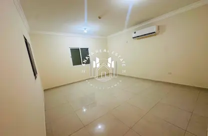 شقة - 3 غرف نوم - 2 حمامات للايجار في الوكرة - الوكرة