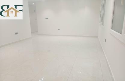 Apartment - 2 Bedrooms - 3 Bathrooms for rent in Al Mansoura - Al Mansoura - Doha