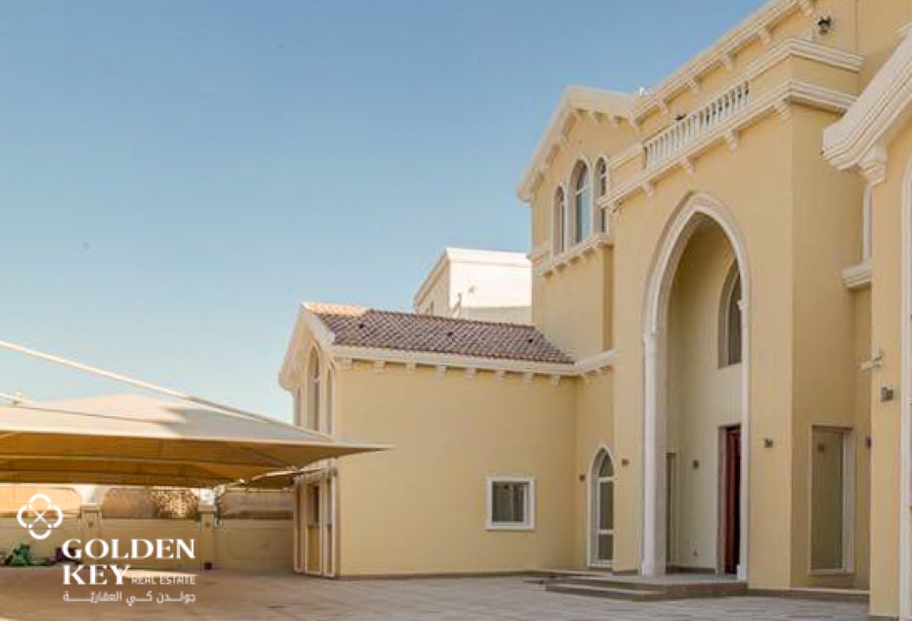 Luxury 5BR Villa with Private Pool | Beach Access