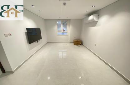 Apartment - 3 Bedrooms - 3 Bathrooms for rent in Old Airport Road - Old Airport Road - Doha
