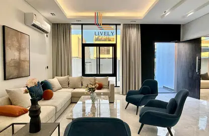 Villa - 5 Bedrooms - 7 Bathrooms for rent in Al Thumama - Al Thumama - Doha