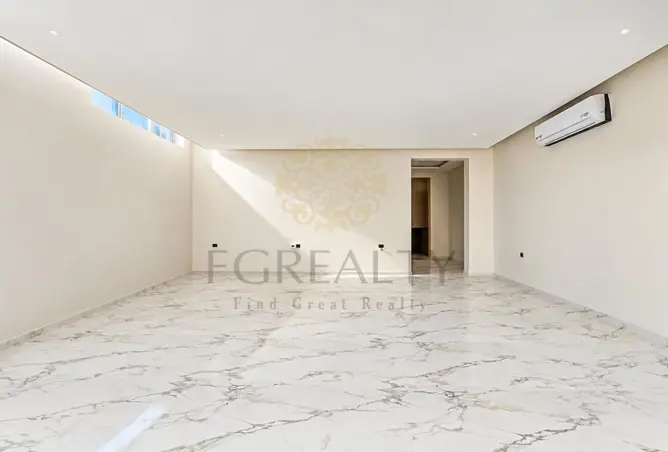 62693455 - Property Image 3