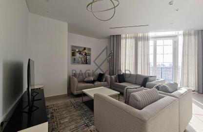 Penthouse - 3 Bedrooms - 5 Bathrooms for rent in Floresta Gardens - Floresta Gardens - The Pearl Island - Doha