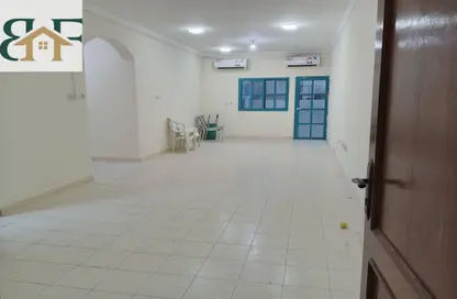 Apartment - 3 Bedrooms - 2 Bathrooms for rent in Al Sadd Road - Al Sadd - Doha