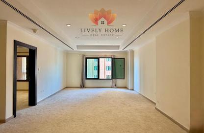 Apartment - 1 - 2 for rent in East Porto Drive - Porto Arabia - The Pearl Island - Doha Apartment - 1 - 2 for rent in East Porto Drive - Porto Arabia - The Pearl Island - Doha