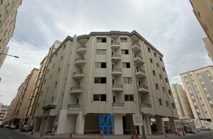 Apartment - 3 Bedrooms - 2 Bathrooms for rent in Al Mansoura - Al Mansoura - Doha