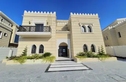 Villa - 5 Bedrooms - 6 Bathrooms for rent in La Plage South - La Plage - The Pearl Island - Doha