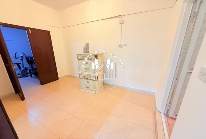 1021678 - Property Image 3