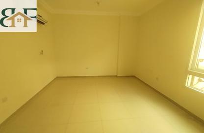 Apartment - 3 Bedrooms - 3 Bathrooms for rent in Al Nasr Street - Al Nasr - Doha