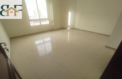 Apartment - 3 Bedrooms - 3 Bathrooms for rent in Al Nasr Street - Al Nasr - Doha