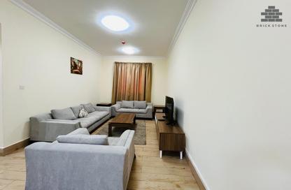 Apartment - 2 Bedrooms - 2 Bathrooms for rent in Umm Ghwailina Comm - Umm Ghuwalina - Umm Ghuwailina - Doha