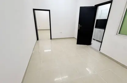 Apartment - 1 Bedroom - 1 Bathroom for rent in Al Duhail - Al Duhail - Doha