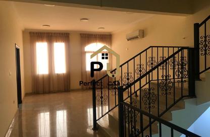 Villa - 6 Bedrooms - 5 Bathrooms for rent in Al Kheesa - Al Kheesa - Umm Salal Mohammed