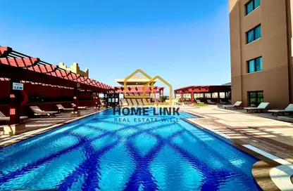 Apartment - 1 Bedroom - 2 Bathrooms for rent in East Porto Drive - Porto Arabia - The Pearl Island - Doha