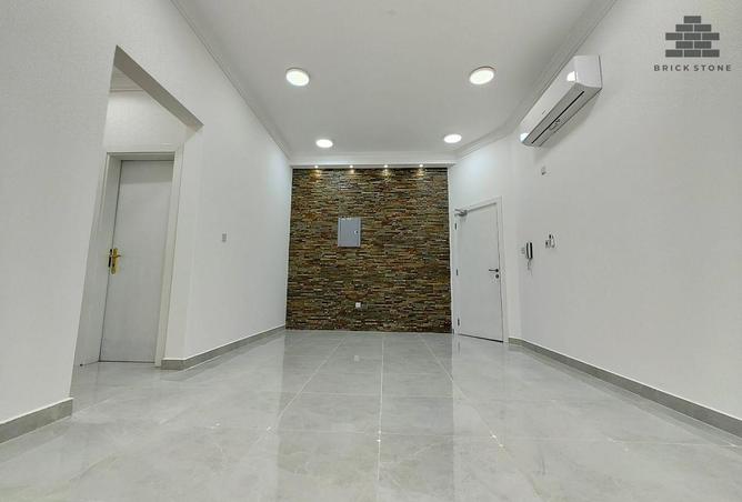 54152638 - Property Image 2