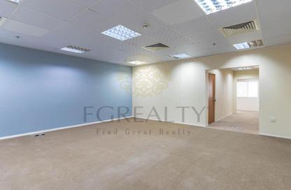 Office Space - Studio - 2 Bathrooms for rent in Corniche Road - Corniche Road - Doha