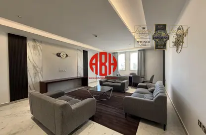 شقة - 2 غرف نوم - 2 حمامات للايجار في شارع حطين - المنتزه - الدوحة