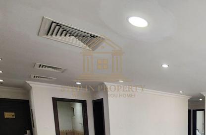 Apartment - 2 Bedrooms - 2 Bathrooms for rent in Le mirage corniche - Ras Abu Aboud - Doha