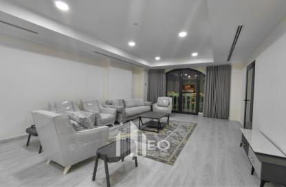 Apartment - 2 Bedrooms - 3 Bathrooms for rent in East Porto Drive - Porto Arabia - The Pearl Island - Doha Apartment - 2 Bedrooms - 3 Bathrooms for rent in East Porto Drive - Porto Arabia - The Pearl Island - Doha