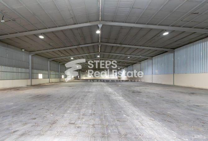 1031051 - Property Image 2