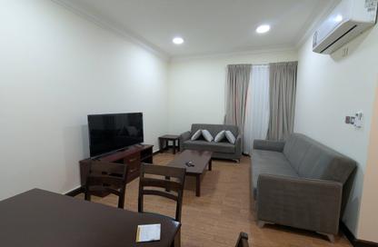 Apartment - 2 Bedrooms - 2 Bathrooms for rent in Anas Street - Fereej Bin Mahmoud North - Fereej Bin Mahmoud - Doha