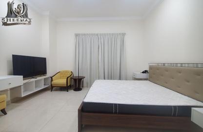 Apartment - 1 Bedroom - 1 Bathroom for rent in Al Sadd Road - Al Sadd - Doha Apartment - 1 Bedroom - 1 Bathroom for rent in Al Sadd Road - Al Sadd - Doha