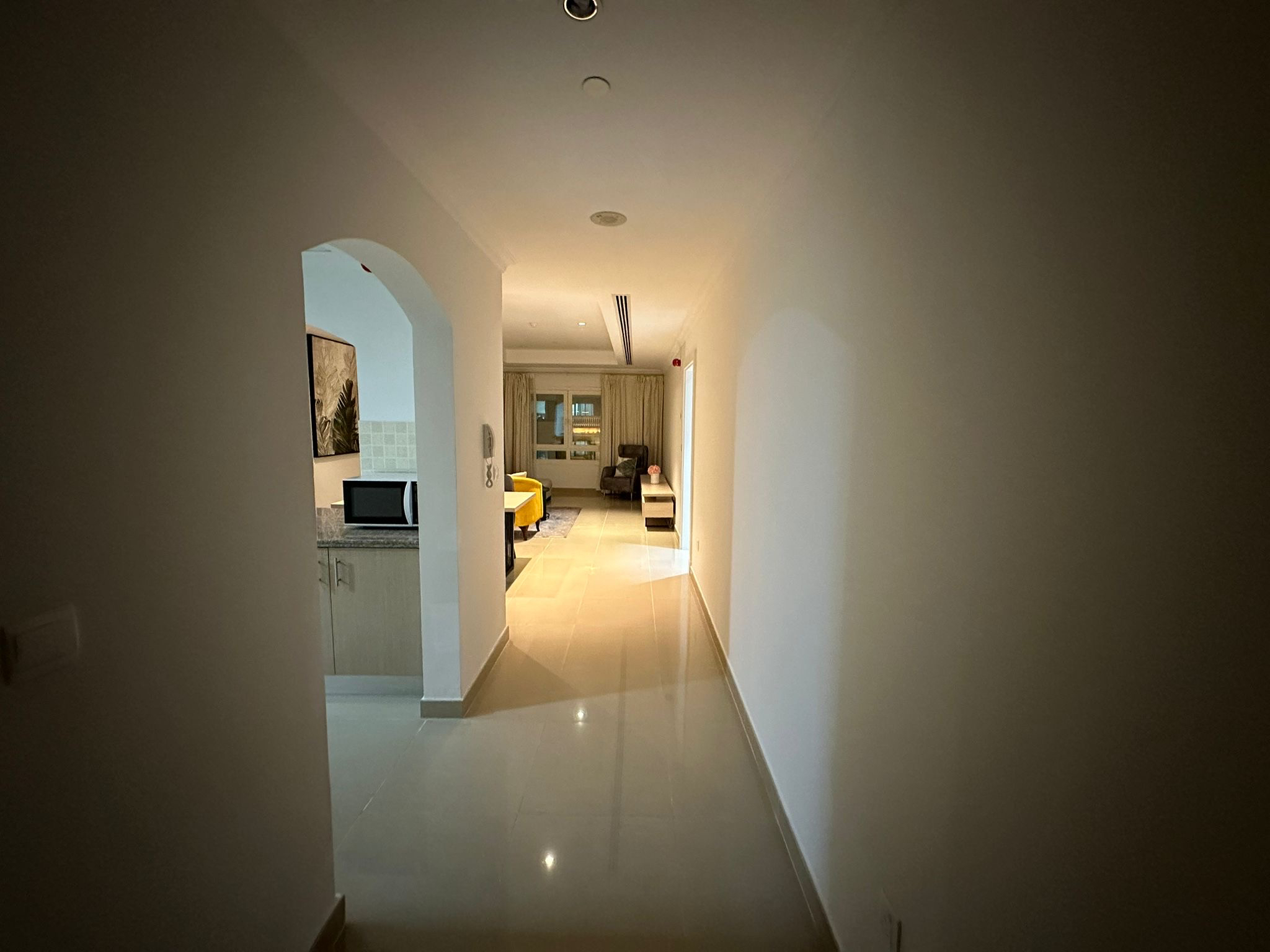 BRAND NEW 1BEDROOM WITH BRAND NEW FURNITURE thumbnail 2