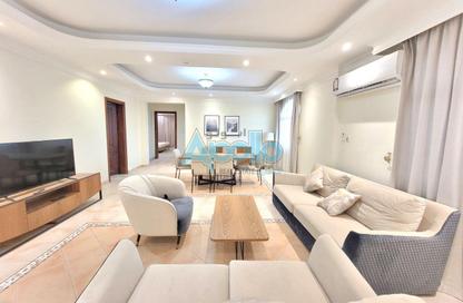 شقة - 2 غرف نوم - 3 حمامات للايجار في شارع السد - السد - الدوحة شقة - 2 غرف نوم - 3 حمامات للايجار في شارع السد - السد - الدوحة