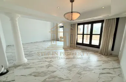 Townhouse - 4 Bedrooms - 5 Bathrooms for rent in Porto Arabia Townhouses - Porto Arabia - The Pearl Island - Doha