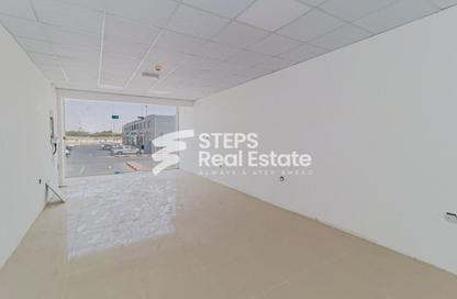 Shop - Studio for rent in Al Samriya - Ash-Shahaniyah - Dukhan Highway