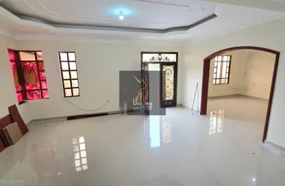 Villa - 6 Bedrooms - 5 Bathrooms for rent in Ain Khaled Villas - Ain Khaled - Doha