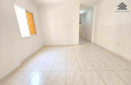 Apartment - 2 Bedrooms - 1 Bathroom for rent in Al Mansoura - Al Mansoura - Doha
