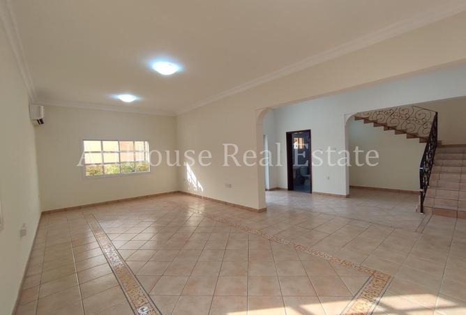 54589186 - Property Main Image