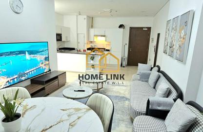 Apartment - 2 Bedrooms - 2 Bathrooms for sale in Marina Residences 195 - Marina District - Lusail