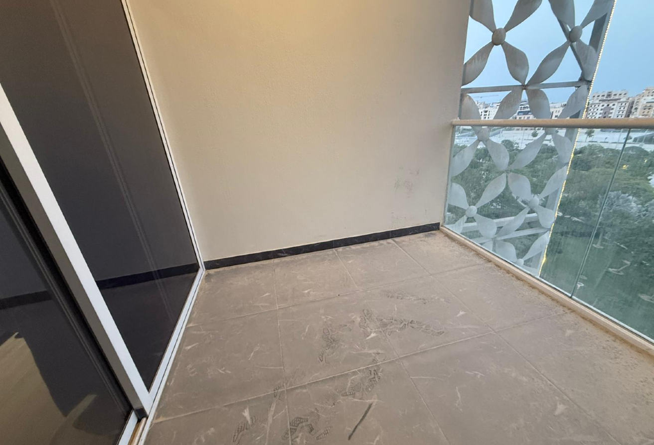 Lusail 1BHK For Sale 1.2M QAR Only thumbnail 5