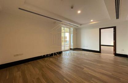 Apartment - 1 Bedroom - 2 Bathrooms for rent in Viva Central - Viva Bahriyah - The Pearl Island - Doha