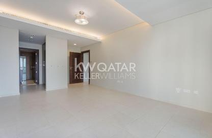 Apartment - 2 Bedrooms - 3 Bathrooms for rent in Viva East - Viva Bahriyah - The Pearl Island - Doha