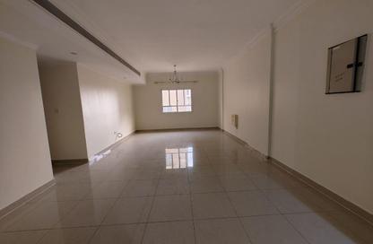 Apartment - 3 Bedrooms - 3 Bathrooms for rent in Al Mansoura - Al Mansoura - Doha