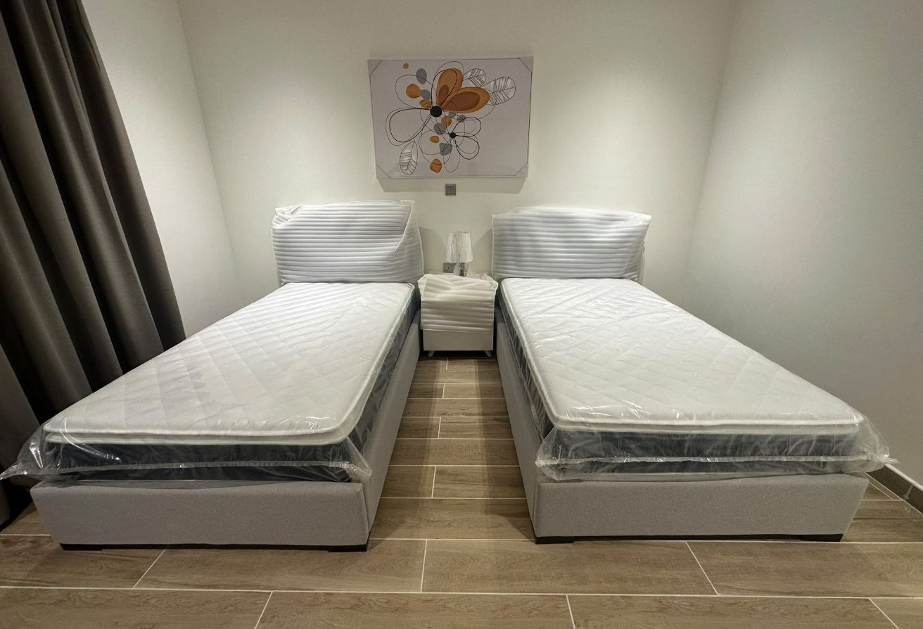 2 BR Apartment with furniture and Shared Pool thumbnail 4