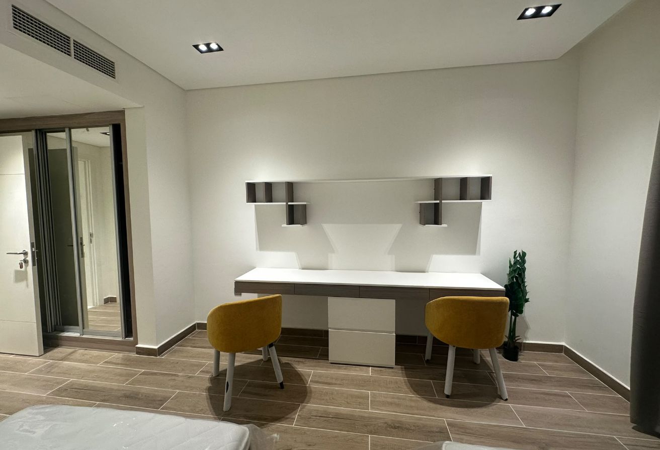 2 BR Apartment with furniture and Shared Pool thumbnail 5