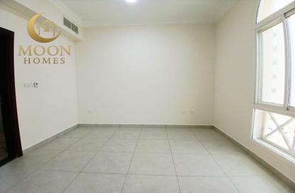 Apartment - 2 Bedrooms - 2 Bathrooms for rent in Al Mansoura - Al Mansoura - Doha