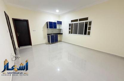 Apartment - Studio - 1 for rent in Al Hanaa Street - Al Gharrafa - Doha Apartment - Studio - 1 for rent in Al Hanaa Street - Al Gharrafa - Doha