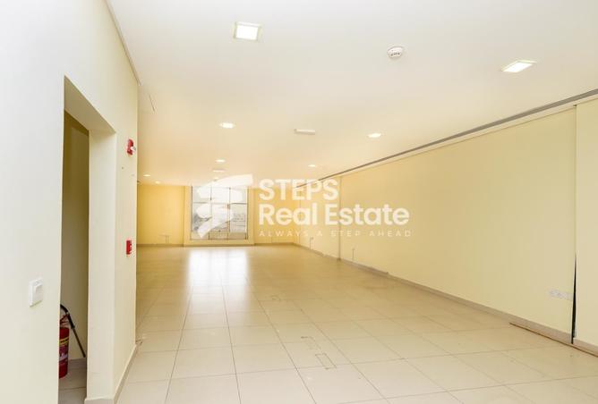 51332390 - الصورة الرئيسية للعقار