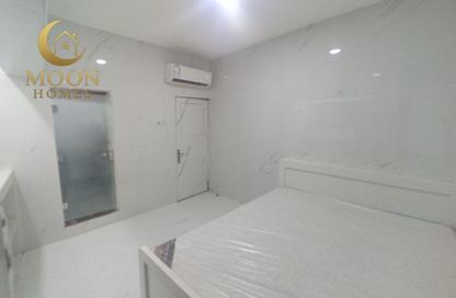 Apartment - Studio - 1 Bathroom for rent in Umm Ghuwailina 4 - Umm Ghuwailina - Doha Apartment - Studio - 1 Bathroom for rent in Umm Ghuwailina 4 - Umm Ghuwailina - Doha