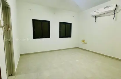 Apartment - Studio - 1 Bathroom for rent in Bin Omran 35 - Fereej Bin Omran - Doha